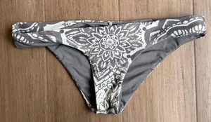 O'Neill Bikini Bottoms thumbnail 1