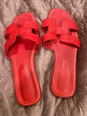 Bold Red Women's Slide Sandals with Cross-Strap Design thumbnail 1