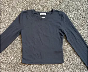 Aritzia Babaton Contour Top Crop thumbnail 1