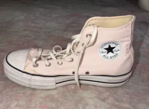Pink High-Top Converse Sneakers Chuck Taylor Women’s 9 thumbnail 1
