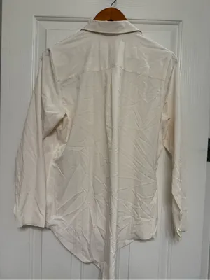 Athleta Off-White Long Sleeve Button Down Blouse - Size S thumbnail 2