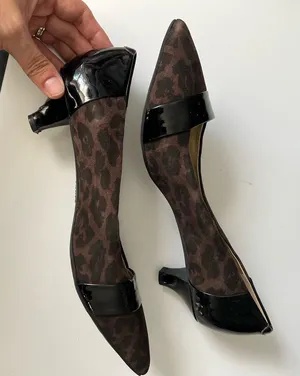 Anne Klein AK iflex McKinley animal print size 9 in Y2K pointed kitten heel thumbnail 1