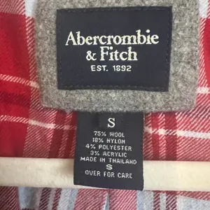 Y2K Abercrombie & Fitch Pea Coat Peacoat Jacket Womens Small Grey Red Plaid Wool thumbnail 4