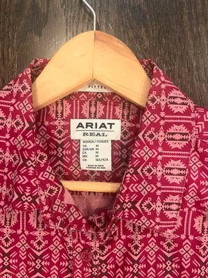 Ariat Women’s Red Geometric Button-Down Shirt Fitted Western Boho thumbnail 3
