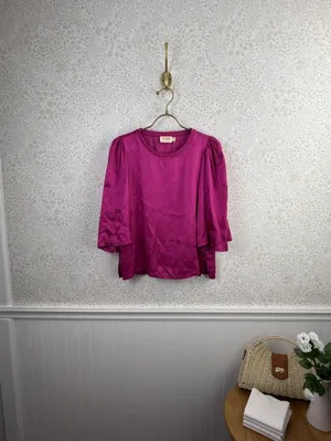 Nation LTD Miss Magenta Bell Sleeve Blouse - Size - XS thumbnail 3