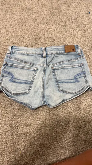 American Eagle jean shorts thumbnail 4