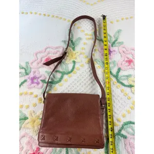 Vintage Brown Pebbled Leather Crossbody Bag Whipstitch Detail Adjustable Strap thumbnail 8