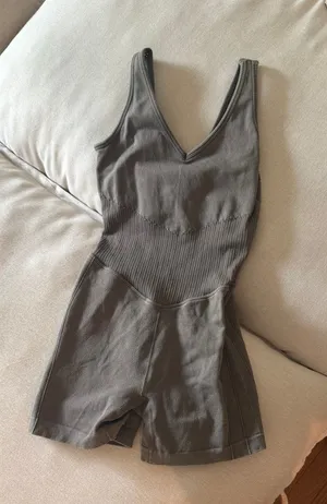 Workout romper thumbnail 1