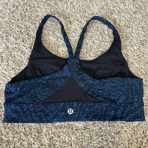 Lululemon Train Times Bra Pulse Capri Black‎ Blue Women's 8 Workout Yoga Stretch thumbnail 3