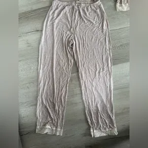 Victoria’s Secret medium sleep set with lace detail thumbnail 2