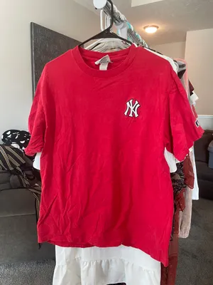 New York Yankees Red Yankees T-Shirt thumbnail 1