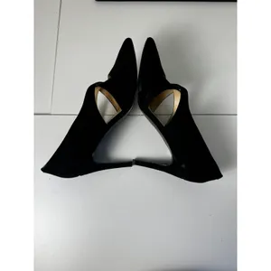 Nine West TO DIE FOR Black Suede Cross Strap Pointed Toe‎ Heels Women 8 Office thumbnail 6