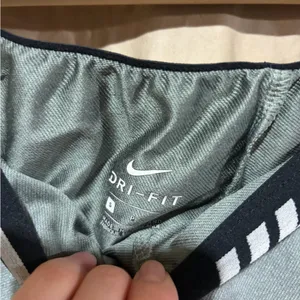 Nike shorts thumbnail 2