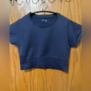 OFFLINE by Aerie Navy Seamless Cropped Knit Top size Medium thumbnail 3