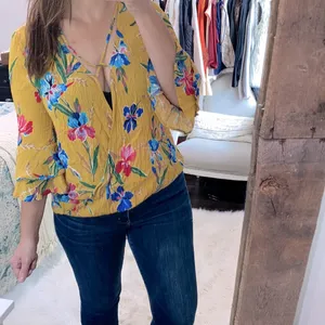 Jodifl floral plunge neckline boho top size medium thumbnail 2
