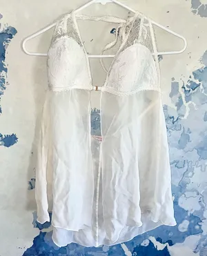 Victoria’s Secret Very Sexy White Silk Lingerie thumbnail 1