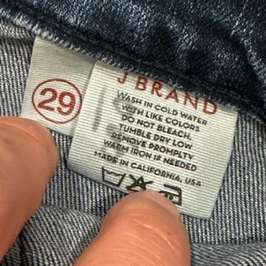 J brand Mystery Jeans size 29 thumbnail 4