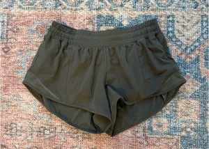 Lululemon Hotty Hot Shorts 2.5" Low-Rise Army Green thumbnail 1
