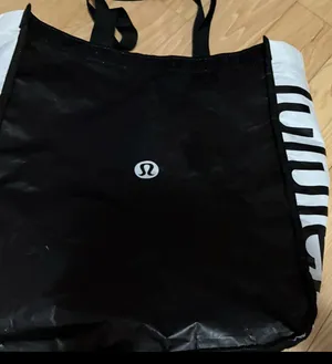 Lulumelon bag  thumbnail 2