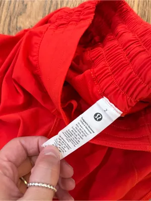 Lululemon Hotty hot shorts 4” thumbnail 4