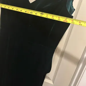 Revelry dark green sleeveless v neckline maxi dress, formal gown-Size 10 thumbnail 5