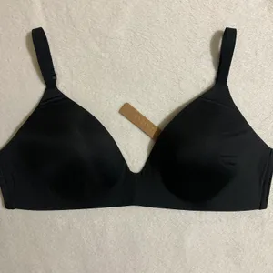 SKIMS Wireless Bra 36DD thumbnail 2