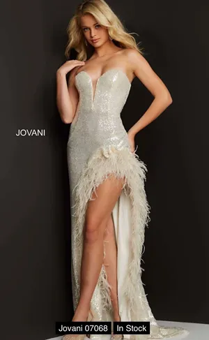 Jovani Prom Dresss thumbnail 1