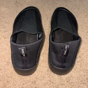 Arc'teryx Kragg Slip On Flexible Knit Vibram Sole Shoes Black 8.5 thumbnail 3
