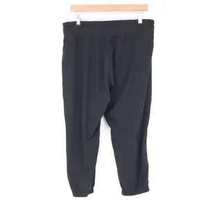 Under Armour Womens Black Elastic Waist Cropped Jogger Pants thumbnail 4
