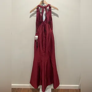 Alfred Sung V-Neck Halter Satin Trumpet Gown in‎ Burgundy Size 2 thumbnail 9