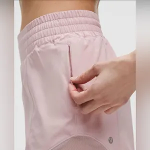 Lululemon NWT Hotty Hot High Rise Lined 4”Shorts Pink Haze Size 12 thumbnail 5