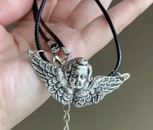 Handmade aesthetic vintage goth romance angel/cherub Unisex simple necklace👼🖤 thumbnail 4