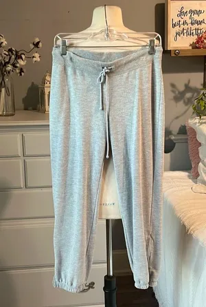 Big Flirt Cotton Gray Sweatpants Drawstring Joggers Low Rise Runs Snug Size M thumbnail 3