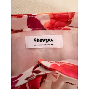 NWOT Showpo Becky Mini Dress Sz‎ 6 Wildflower Floral Tiered Ruffle Bishop Sleeve thumbnail 7