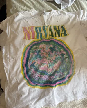 Urban outfitters graphic tee thumbnail 1