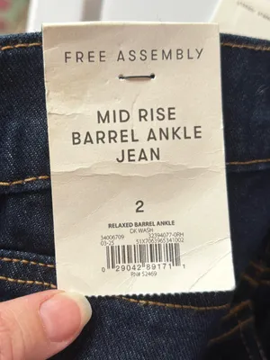NWT Free Assembly Mid Rise Barrel Ankle Jeans sz 2 thumbnail 6
