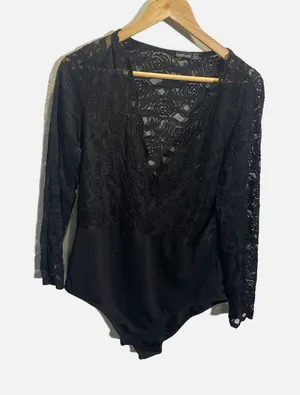 Boohoo Bodysuit Womens‎ 16 Black Floral Lace Long Sleeve V-Neck Sexy Night Out thumbnail 1
