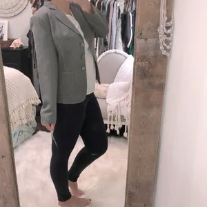 Audrey B size 8 suit career blazer jacket Gray thumbnail 3