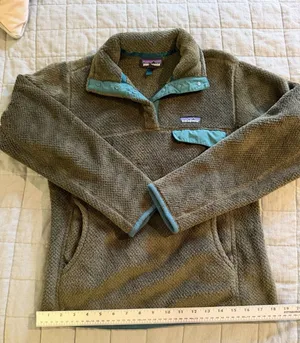 Patagonia Re-Tool Snap-T Fleece Pullover Olive Green Small Woman's thumbnail 1