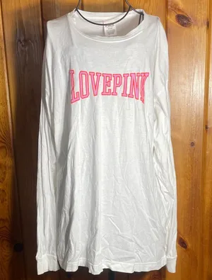 PINK Victoria's Secret White Garment size medium pink oversized top love PINK thumbnail 1