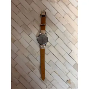 Gold Pineapple Watch – Cute Fashion Accessory, Stainless Steel Back, Adjustable thumbnail 2