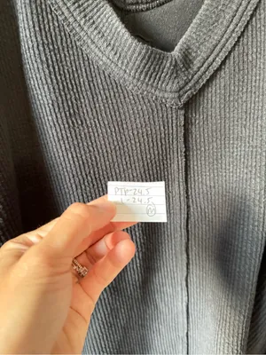 Aerie Waffle Knit Black V-Neck Ribbed Sweater Sweatshirt Black Size M Oversize thumbnail 11