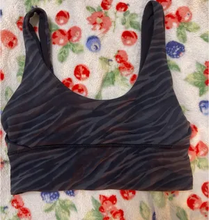 Lululemon Reversible Align Bra A/B animal print thumbnail 4