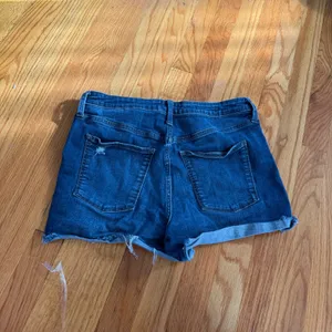 Universal Threads Jean Shorts Blue 10/30 Distressed High Rise Casual Summer thumbnail 2