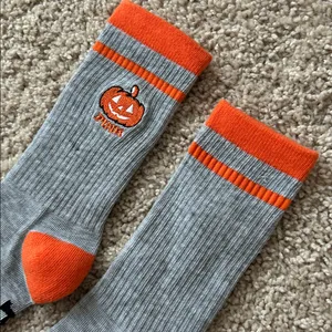 PINK Victoria's Secret Halloween Crew Socks thumbnail 2