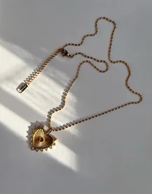 Gold heart necklace Valentine’s Day jewelry thumbnail 2