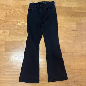Levi’s Black 725 High Waisted Preppy Boho Coastal Cowgirl Western Flare Jeans 28 thumbnail 3