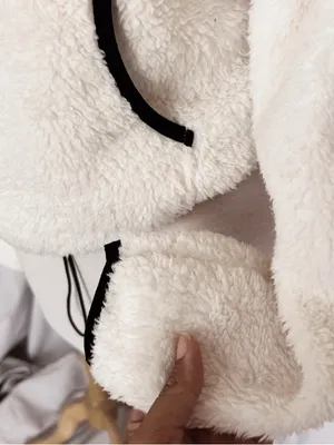 Cozy White Sherpa Half thumbnail 4