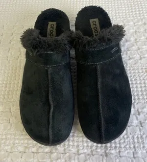 Crocs Womens Black Suede Shoes Slide on Clogs Size 9 SKU 2483 thumbnail 1