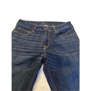Ariat Denim Women's Demin Jeans Size 30S Mid Rise Flare Jeans thumbnail 5